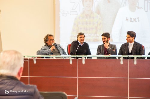 Zemove-4ASIA-itesolivettilecce